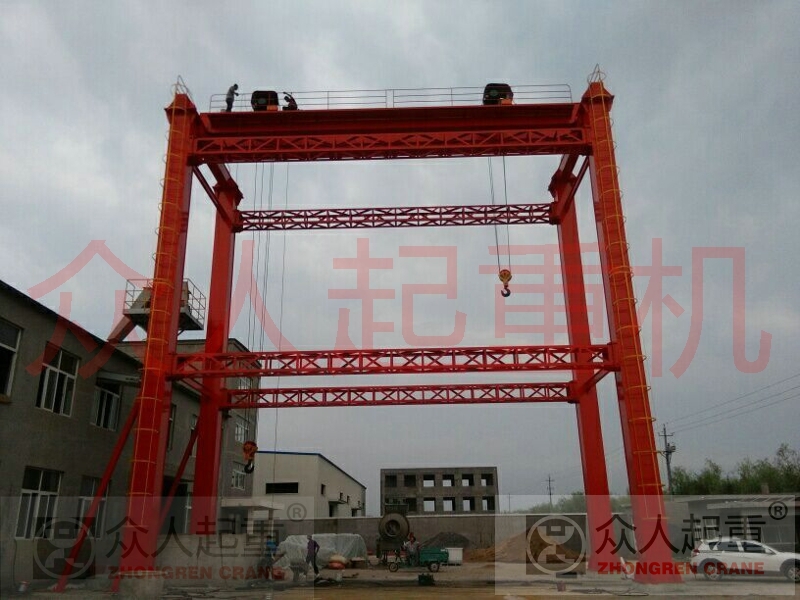 双小车岸桥100吨